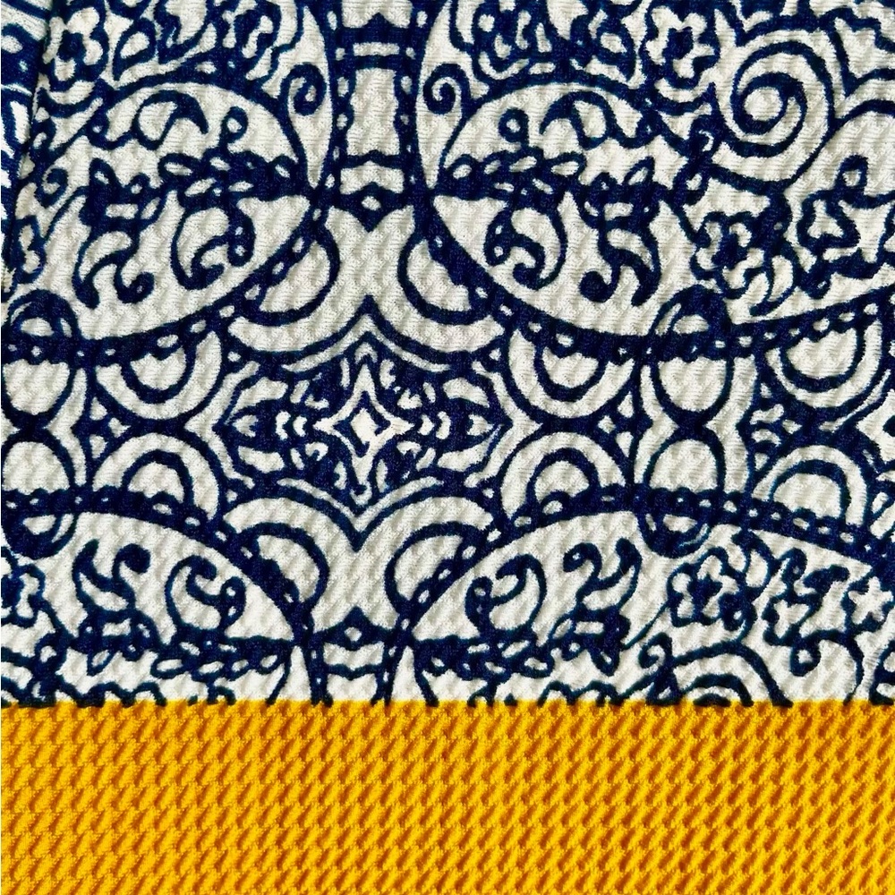 HAANI A-line dress with satin tie - Picture 6 of 6